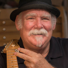 Michael DeTemple (Detemple Guitars)