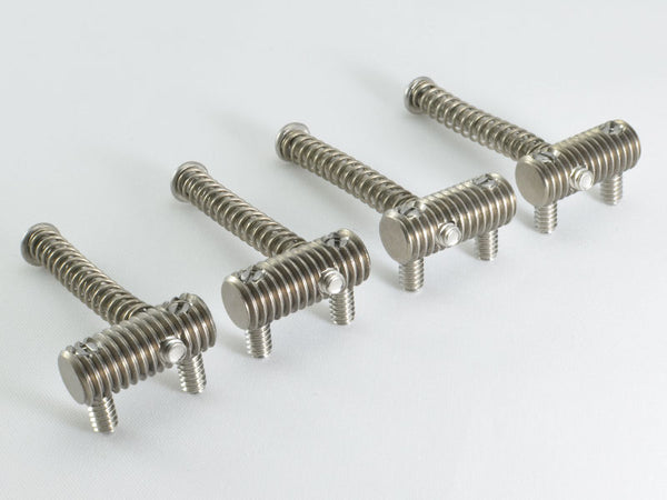 PR-03SP | Fender Jazz Bass® Threaded Saddles